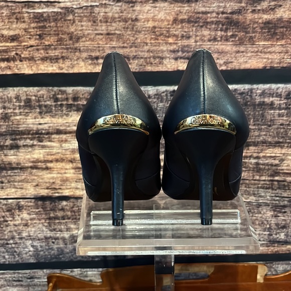 Calvin Klein heels - Picture 3 of 10